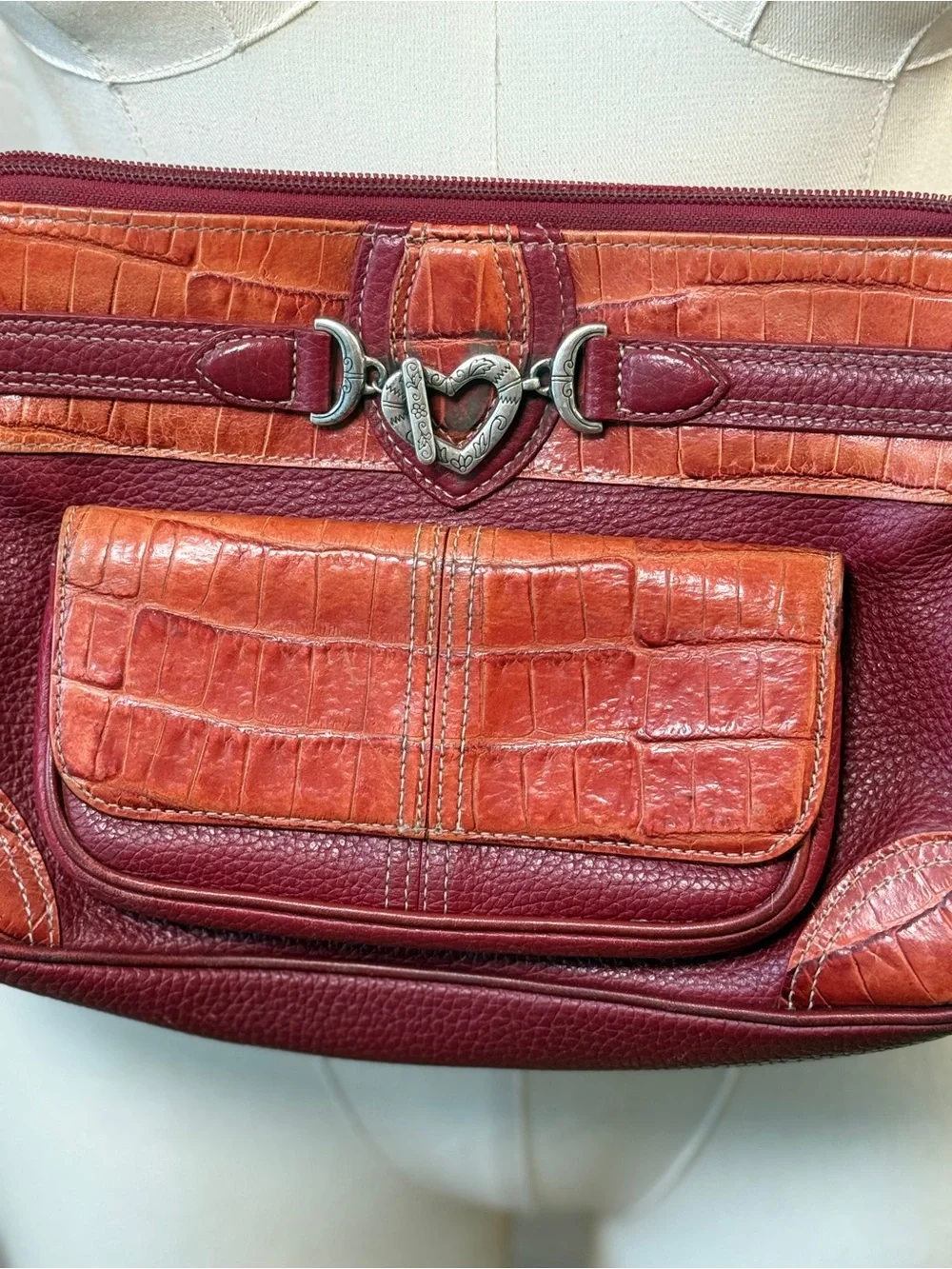 Brighton Leather Crossbody Wallet Bag Heart Buckle Croc Embossed